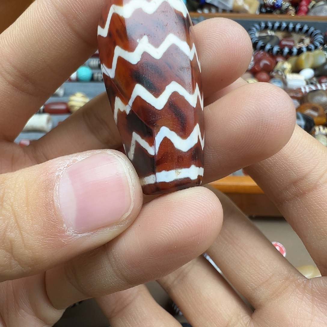 飞***朵玛瑙/玉髓合金珠宝半成品有小裂