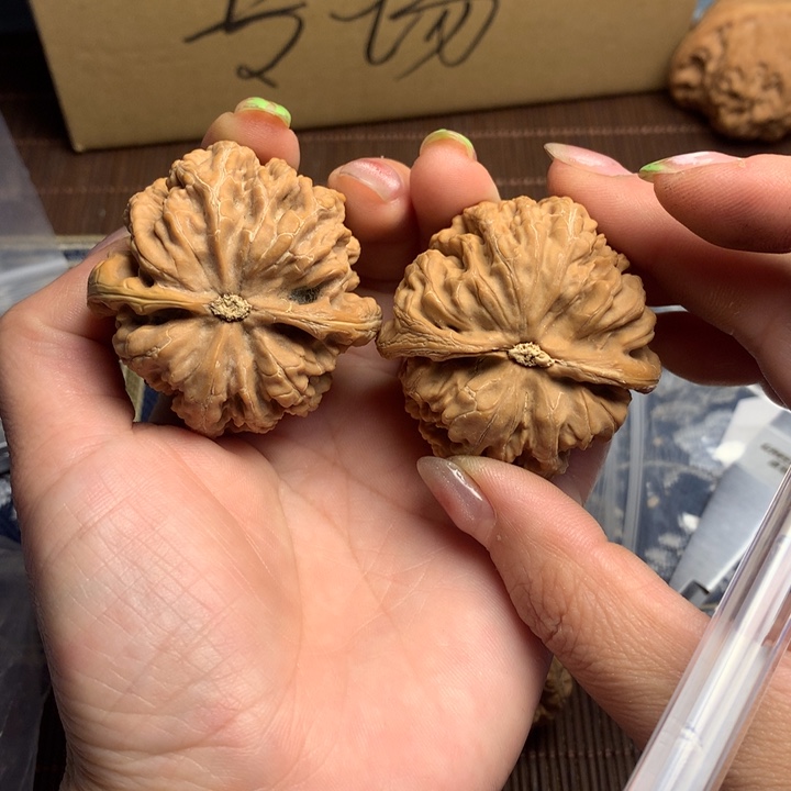 吊坠文玩核桃常*粗筋