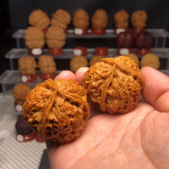 心***风把件文玩核桃219盘龙玉凤