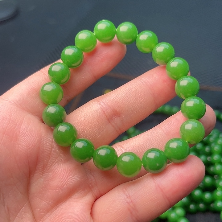 和田玉（糖玉）颈饰未镶嵌啊啊