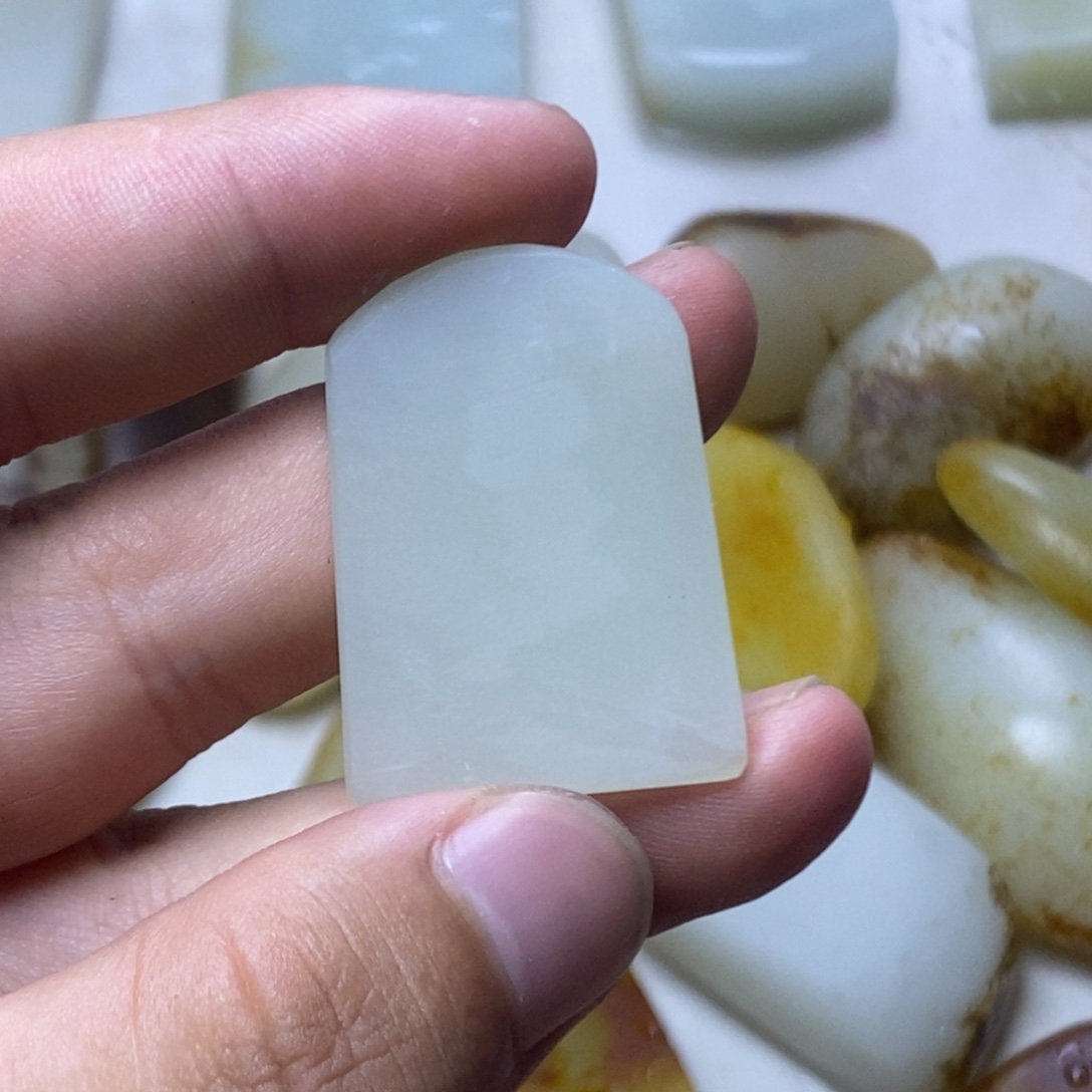 爱***玉定制未镶嵌定制和田玉