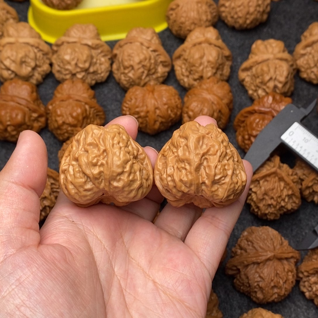 文玩核桃把件蛤蟆37