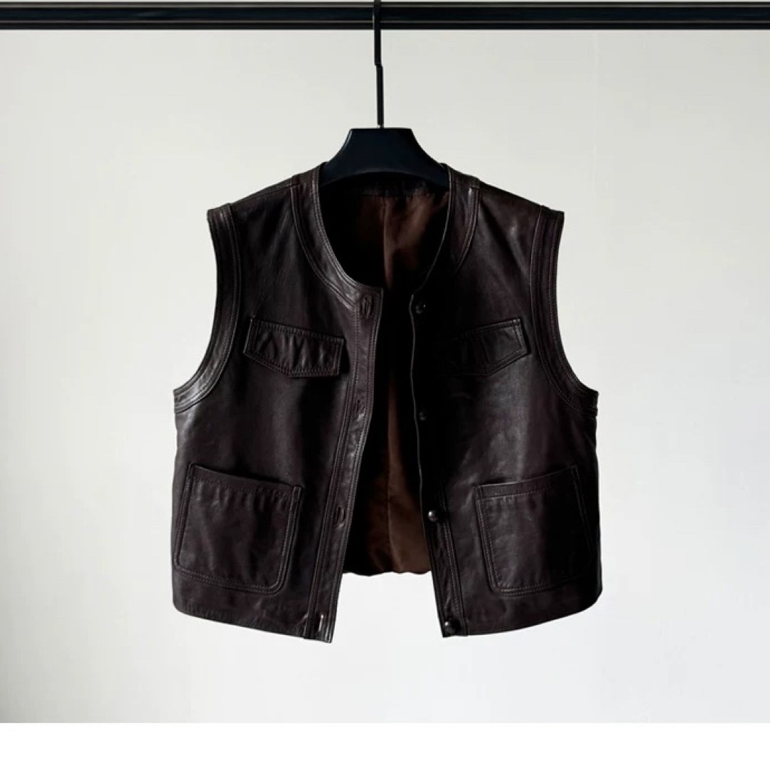 海宁真皮短款圆领单排扣无袖皮衣马甲女绵羊皮坎肩油蜡皮显瘦外套