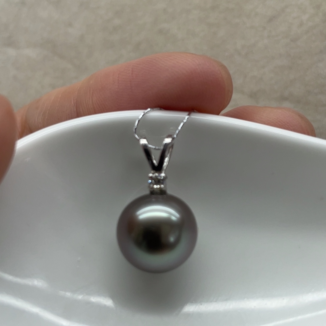 18K金镶嵌颈饰海水珍珠11mm