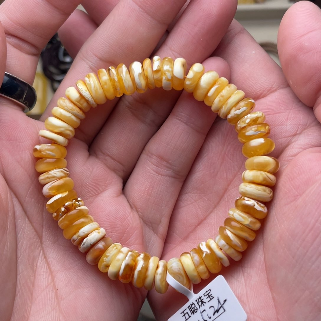 琥珀珠宝奇石未镶嵌