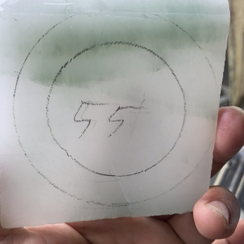 石英质玉手镯未镶嵌这***！加工定制