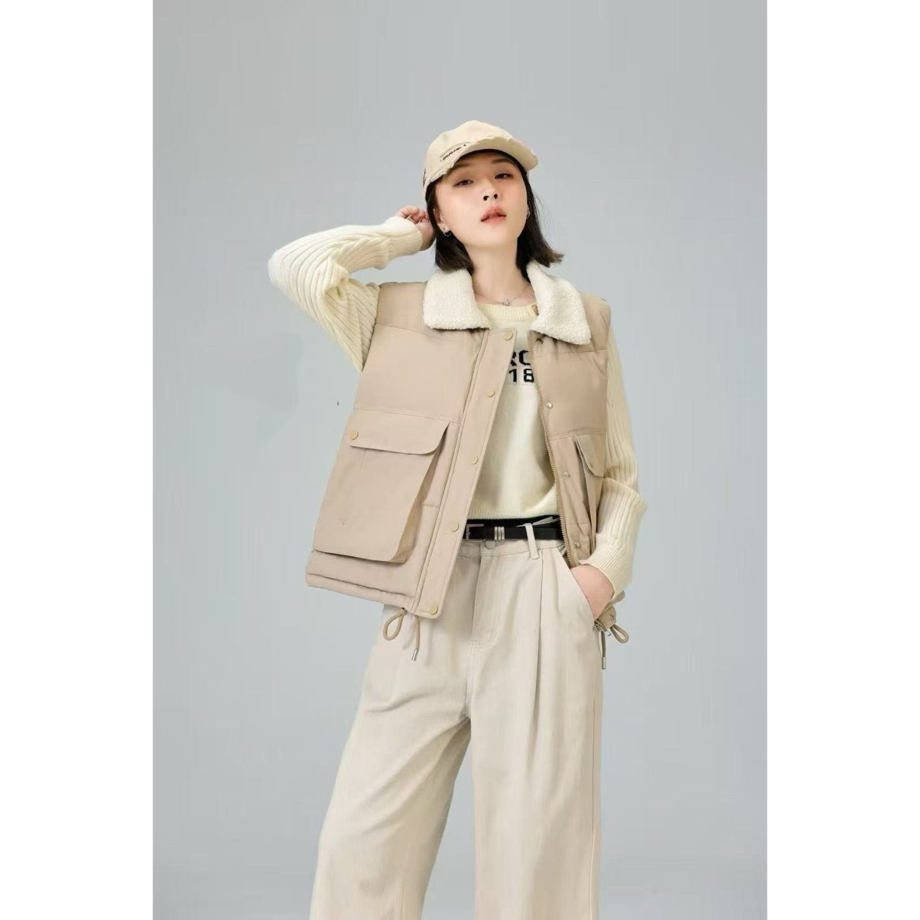 803女士秋冬新款休闲百搭羊羔毛翻领加厚马甲短款外搭