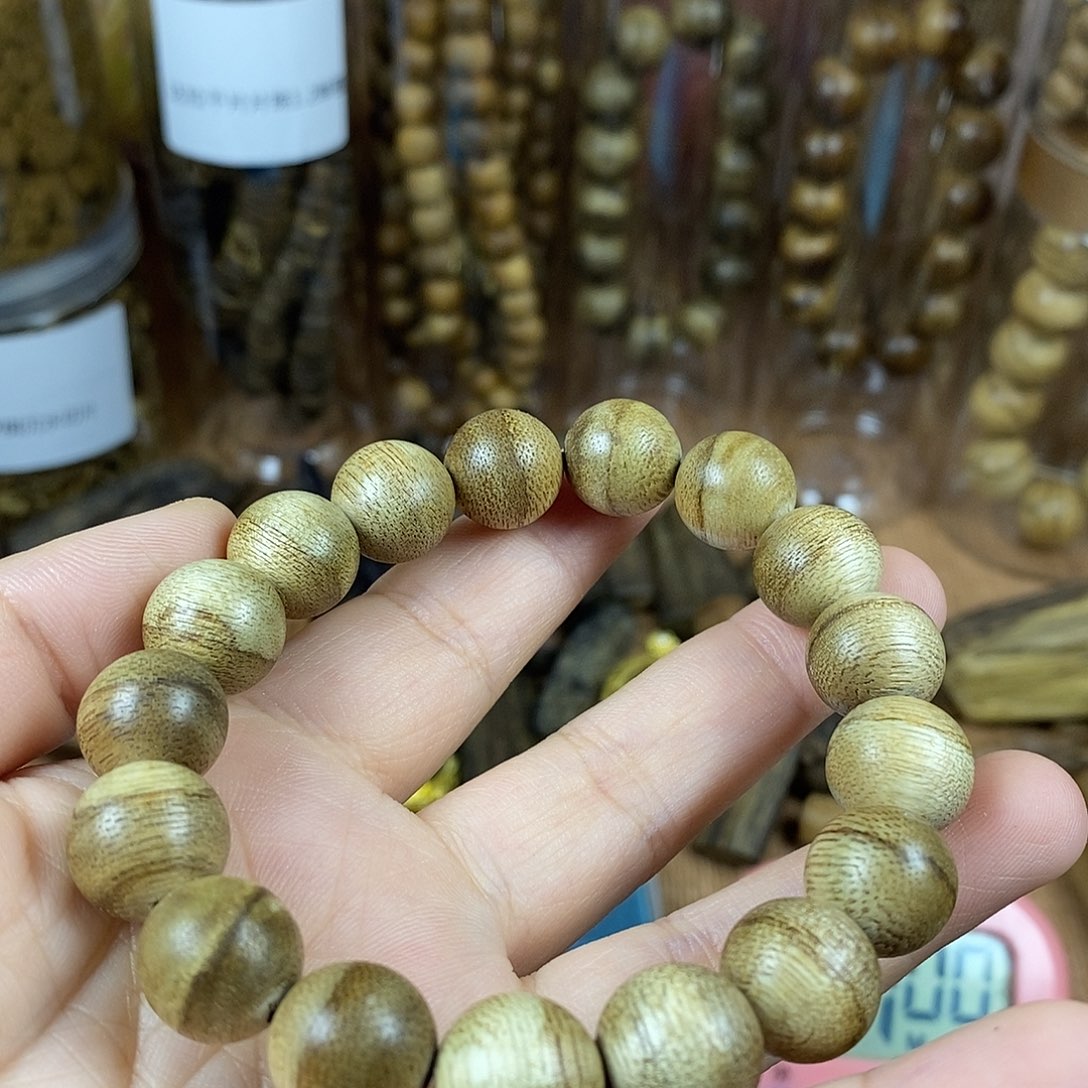 ?****?马泥涝1.2h le d