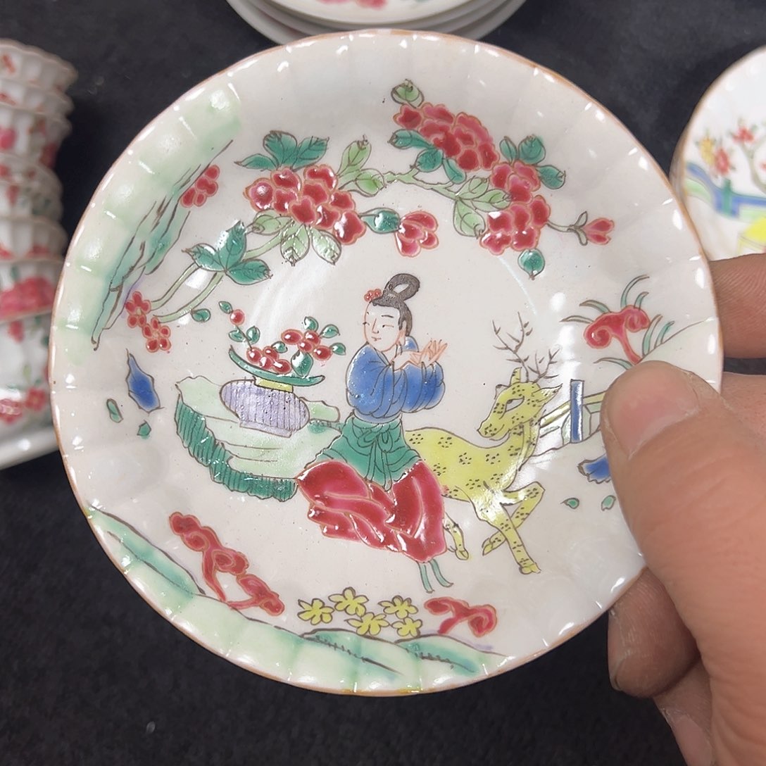 摆件瓷器摆件瓷器摆件