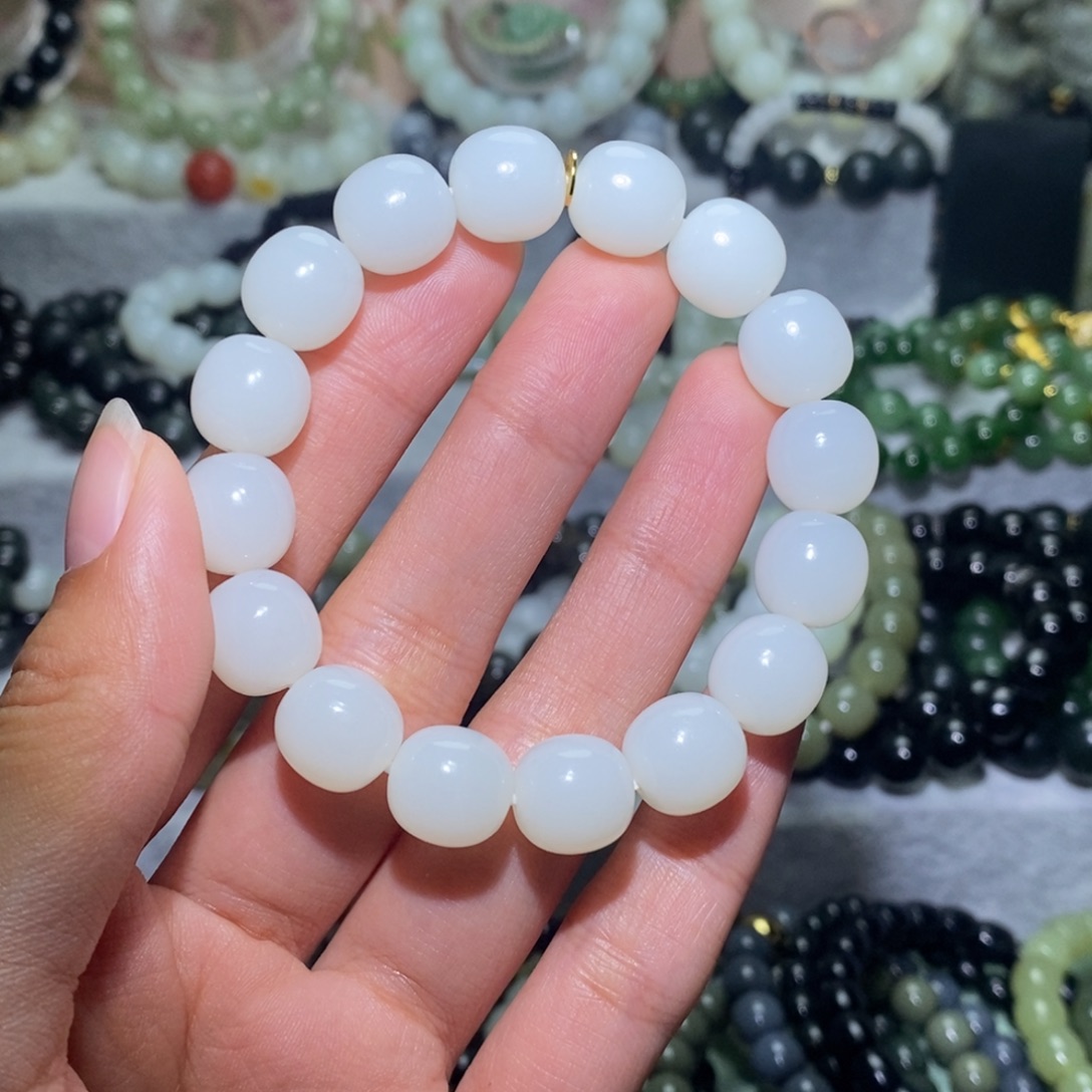 启***航和田玉未镶嵌手链