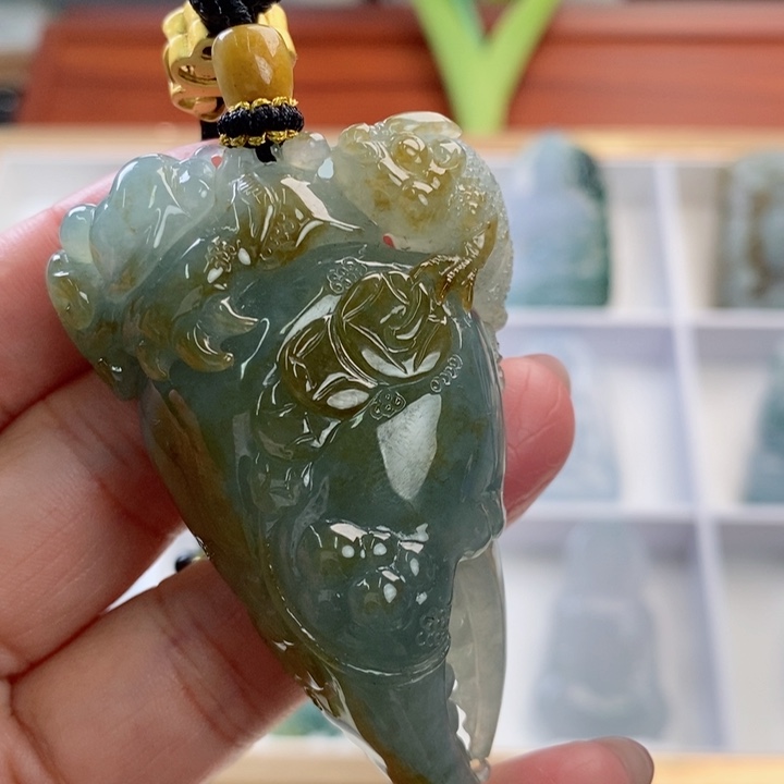 颈饰未镶嵌翡翠翡翠