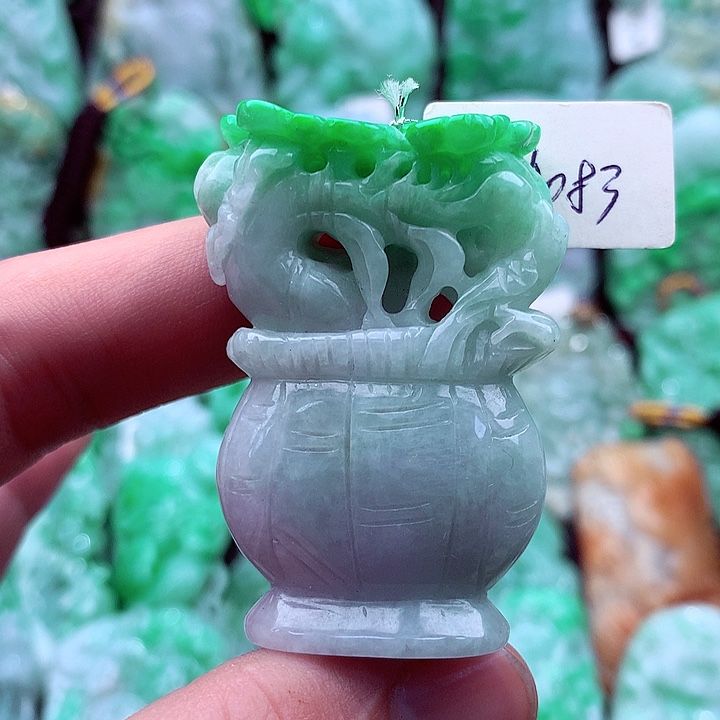 翡翠吊坠(不含链)未镶嵌