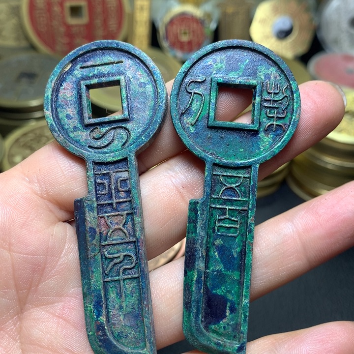 铜现代工艺品翻砂铸造两枚