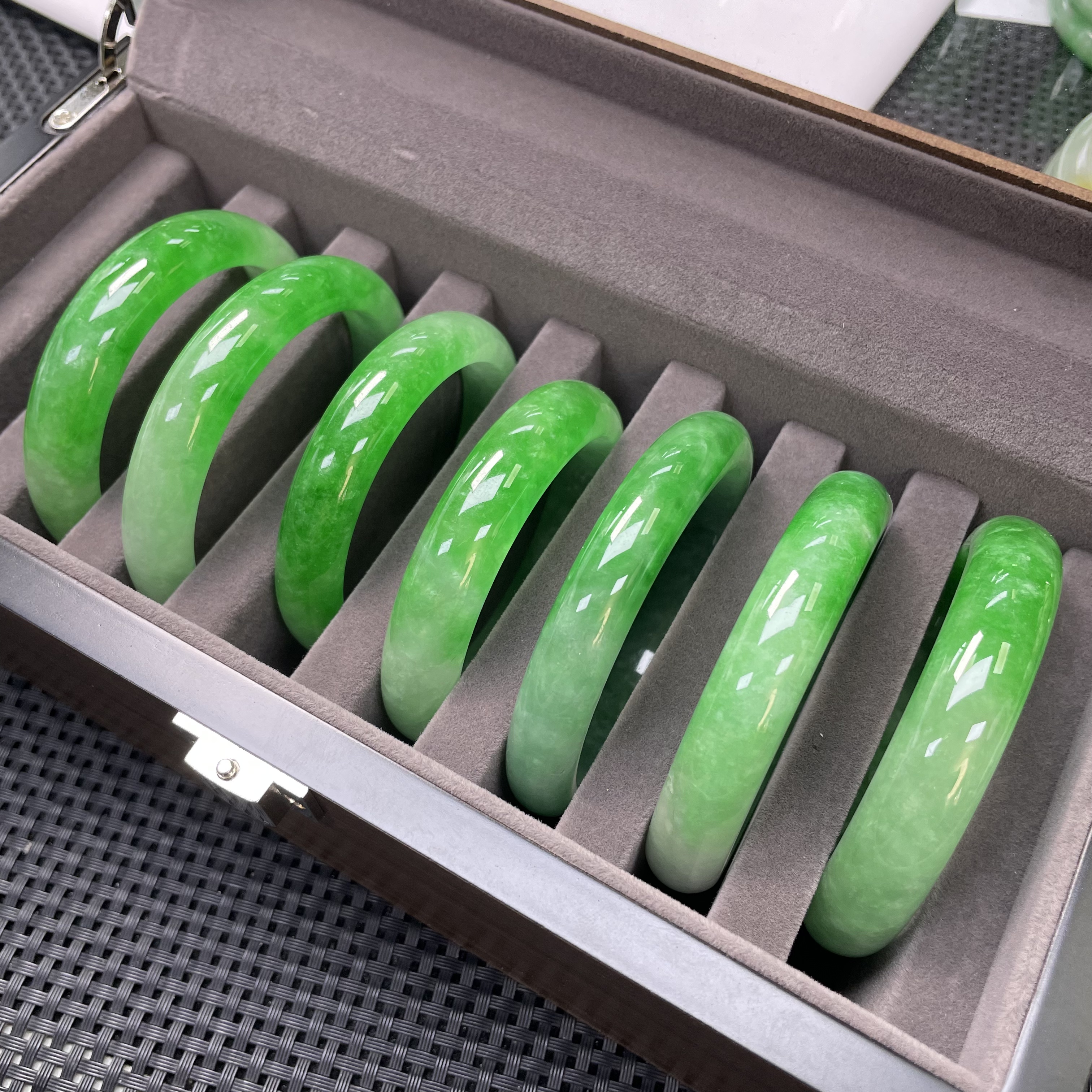 【大喜儿】新半山水常规时尚精致女士多样性发一个奇石