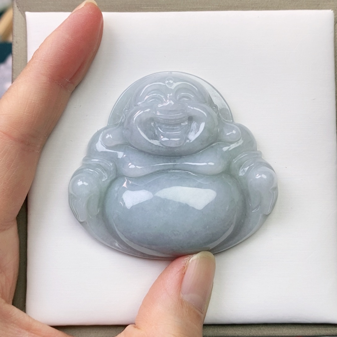 翡翠颈饰未镶嵌佛公