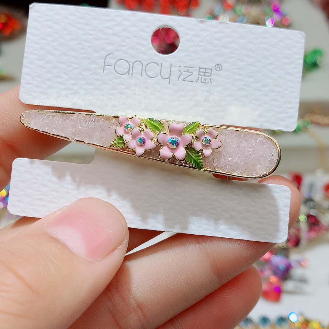 皮质铁合金发饰等方式