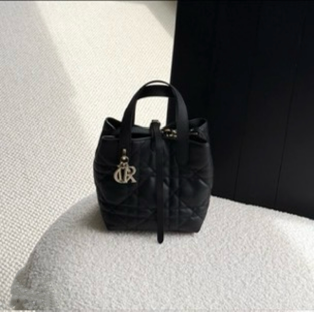 迪家 土著菜篮子 源厂头层牛皮 女士手提包