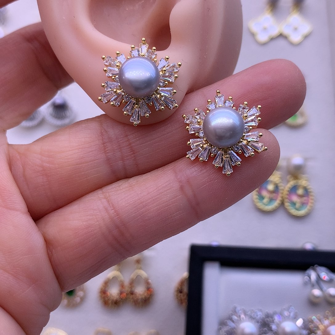 淡水珍珠耳饰合金