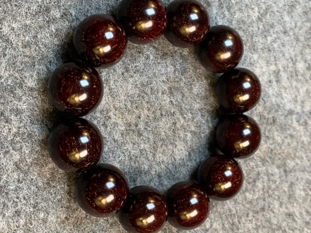 印度小叶紫檀满星星2.0老料，高油高密玻璃底泥料