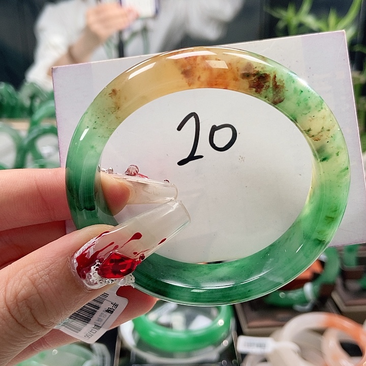 石英质玉手镯未镶嵌天然A货非洲翠手镯