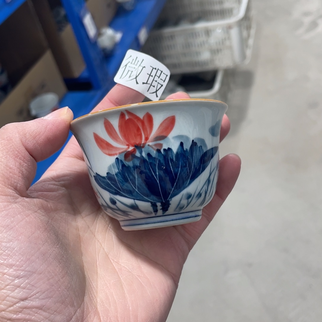 釉下手绘茶具微瑕