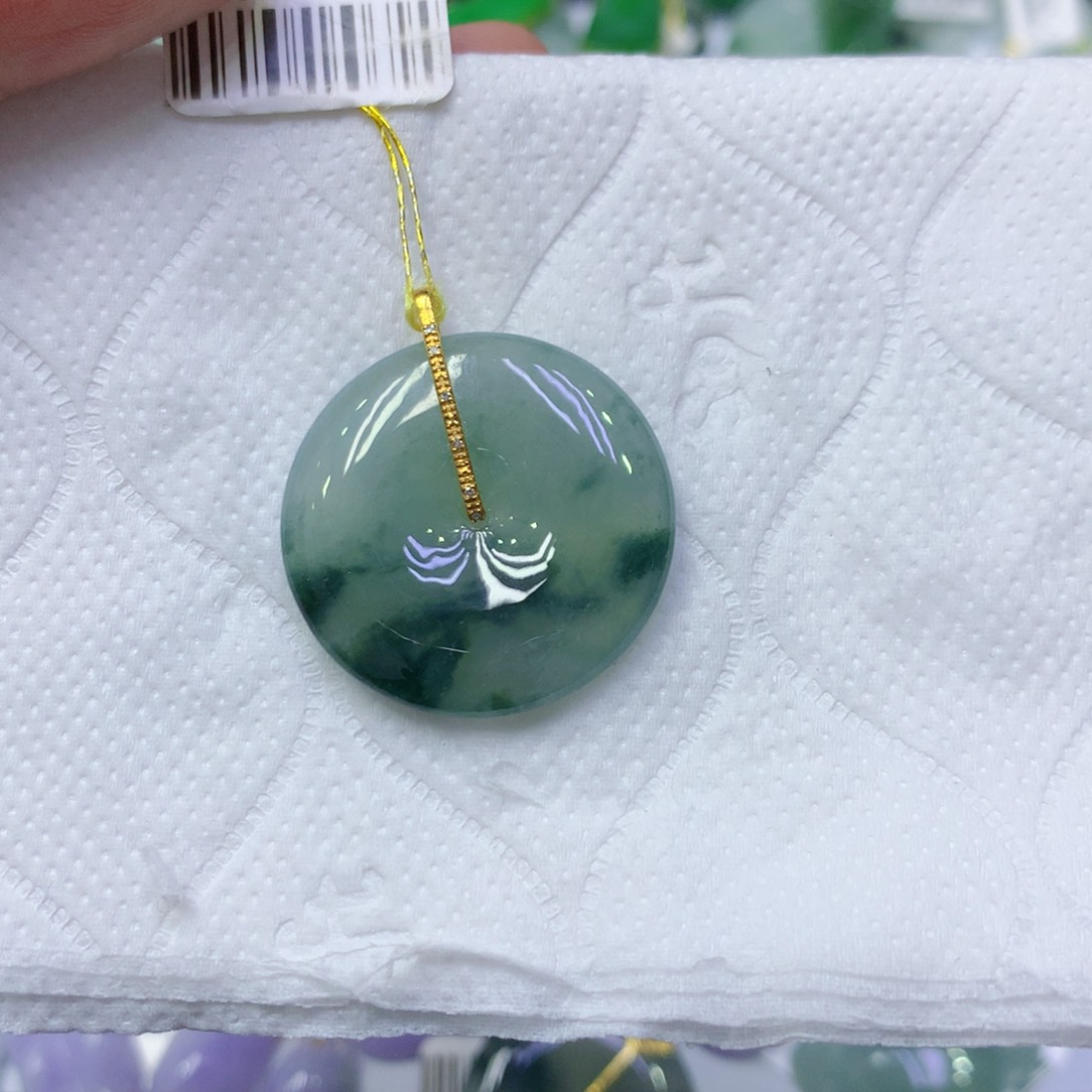 颈饰18K金镶嵌翡翠d****k翡翠