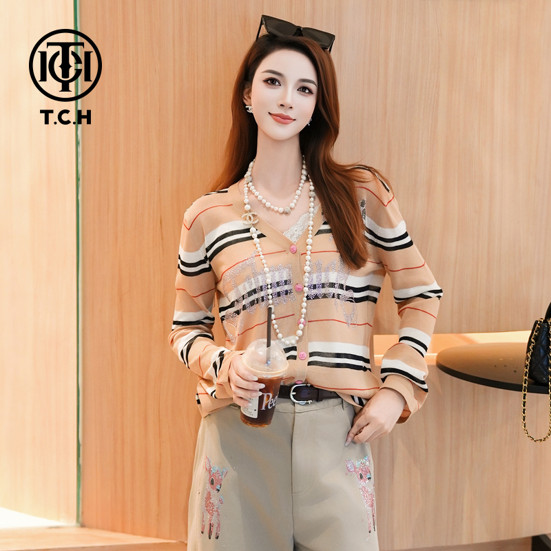 TCH私服秋款烫钻新时尚淑女百搭新潮流针织衫T75C43E5001轻奢tch