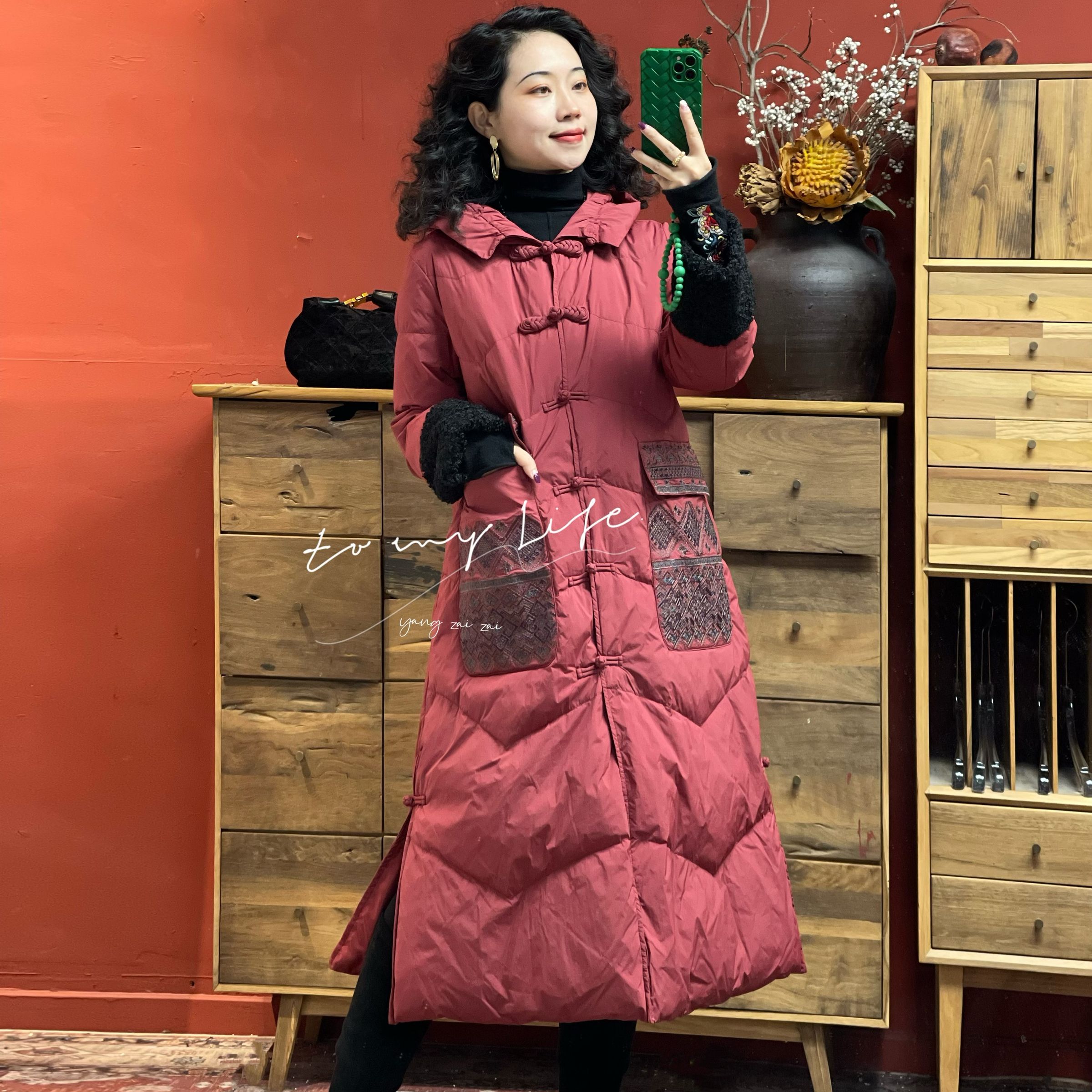 【蒹葭苍苍】原创民族风刺绣长款连帽羽绒服防寒白鸭绒外套YW1026