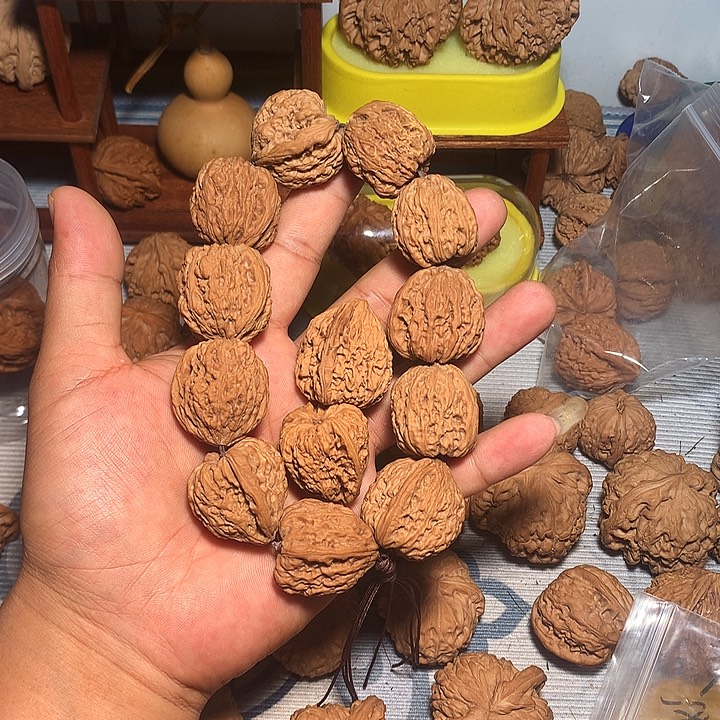 晨***阳文玩核桃吊坠南疆