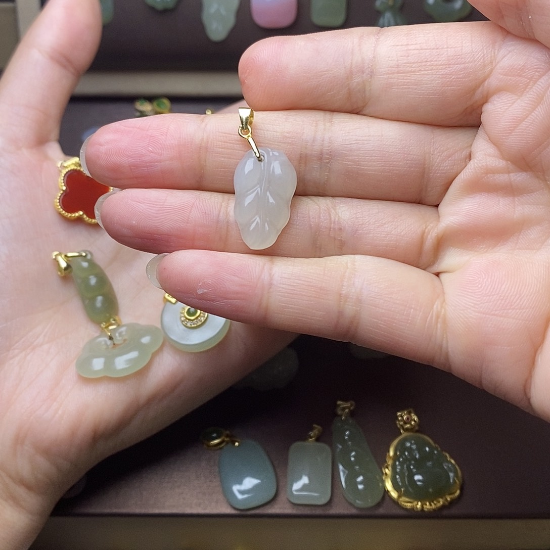 和田玉颈饰银S925镶嵌