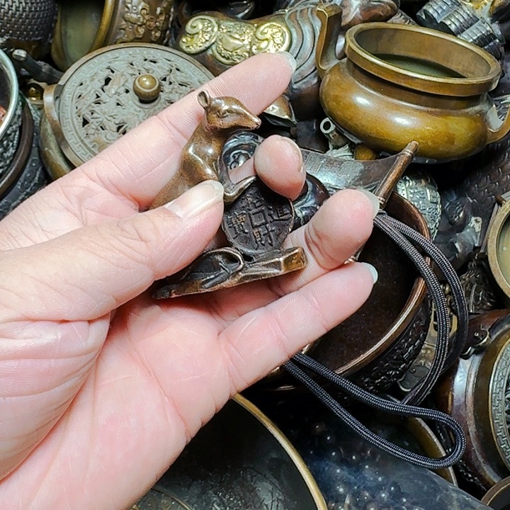 铜器摆件收收藏藏