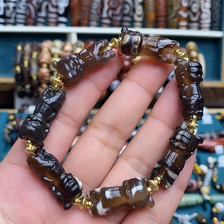 玛瑙/玉髓颈饰合金