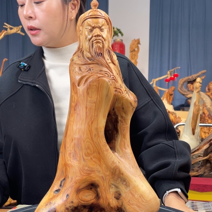 柏木（崖柏）随型摆件