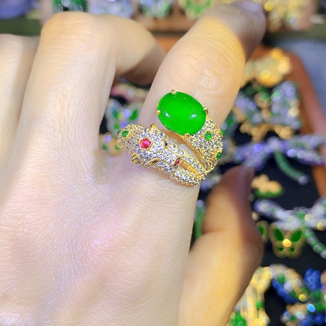 颈饰银S925镶嵌翡翠