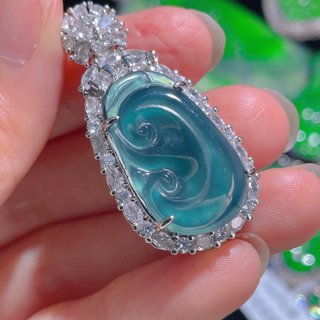 翡翠吊坠(不含链)未镶嵌