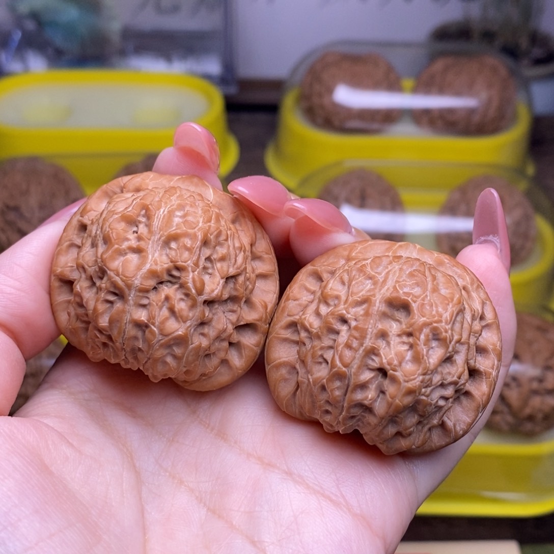 文玩核桃把件39+精品血麒麟