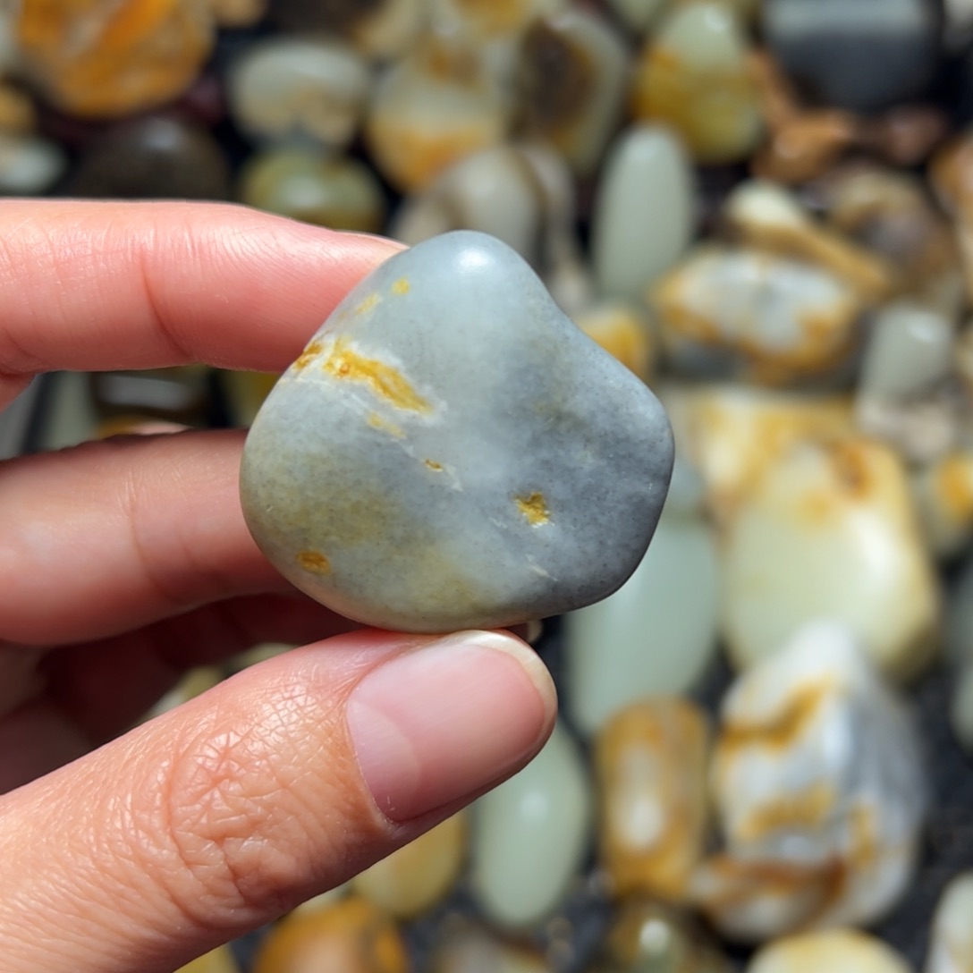 和田玉（青玉）A42未镶嵌