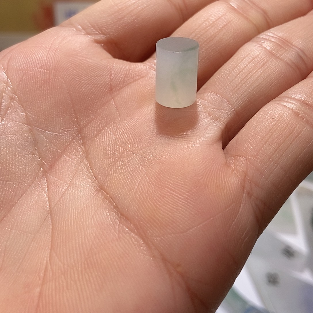 定制翡翠未镶嵌桶珠13.2*9.5