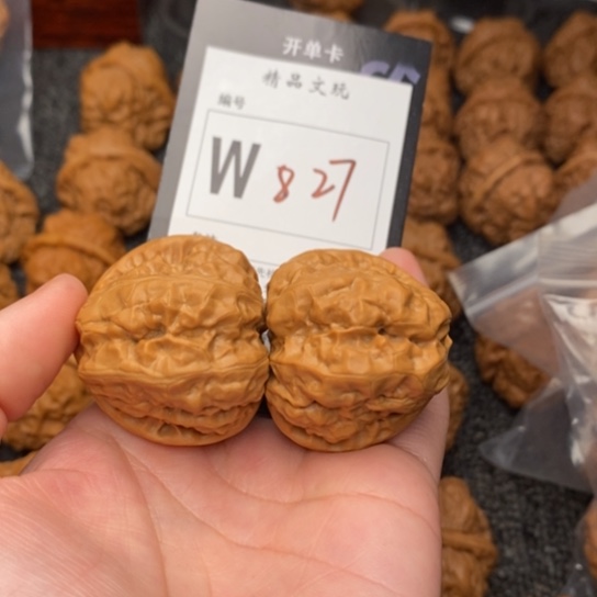 吊坠桃核我是第一百38