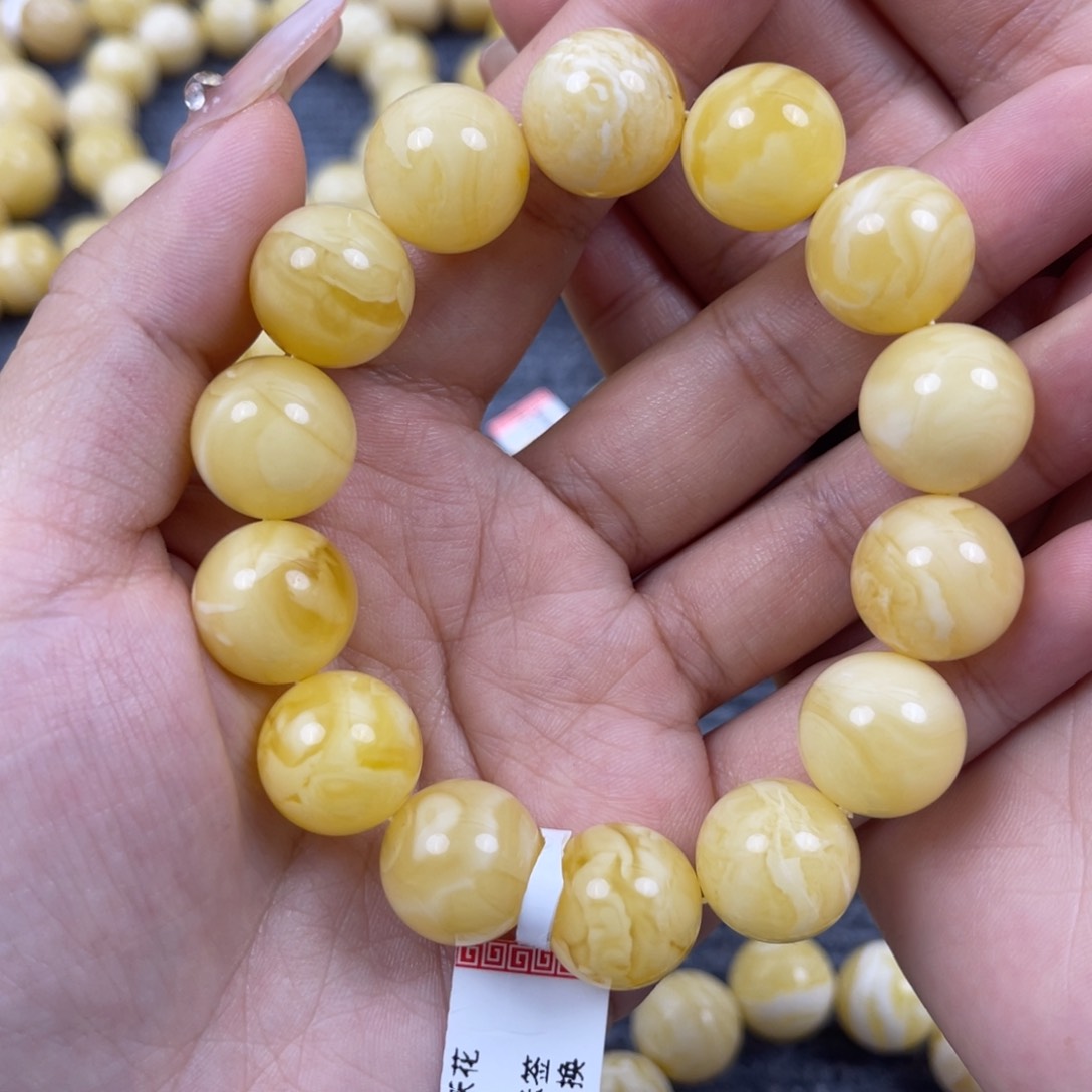 琥珀裸石未镶嵌尺寸15