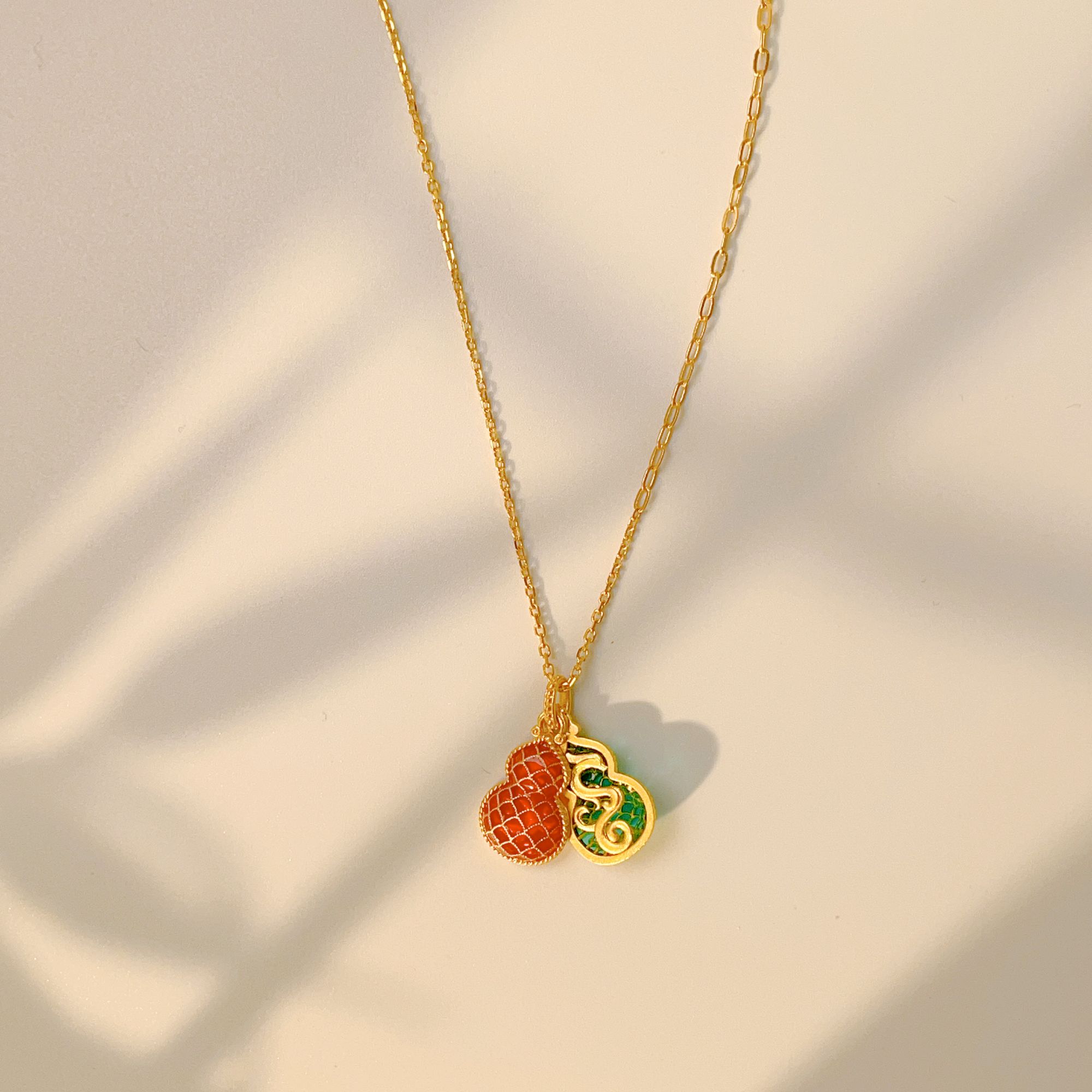 TSL/谢瑞麟计价足金古法珐琅葫芦套链黄金镂空可分开的葫芦套链