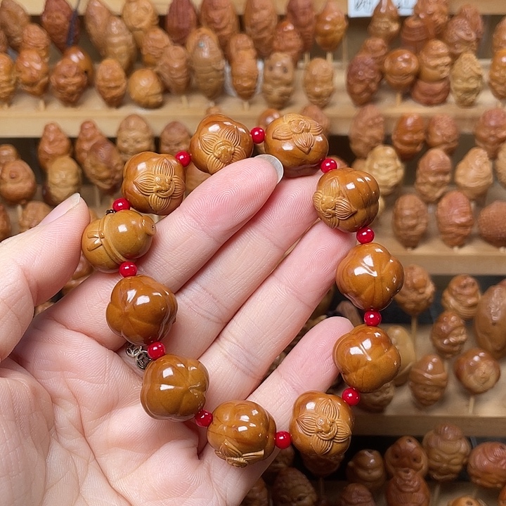 橄榄核吊坠柿柿如意