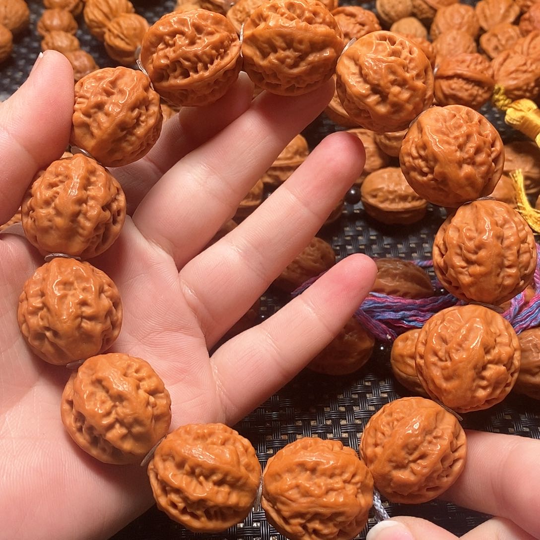 文玩核桃手串大龙脊