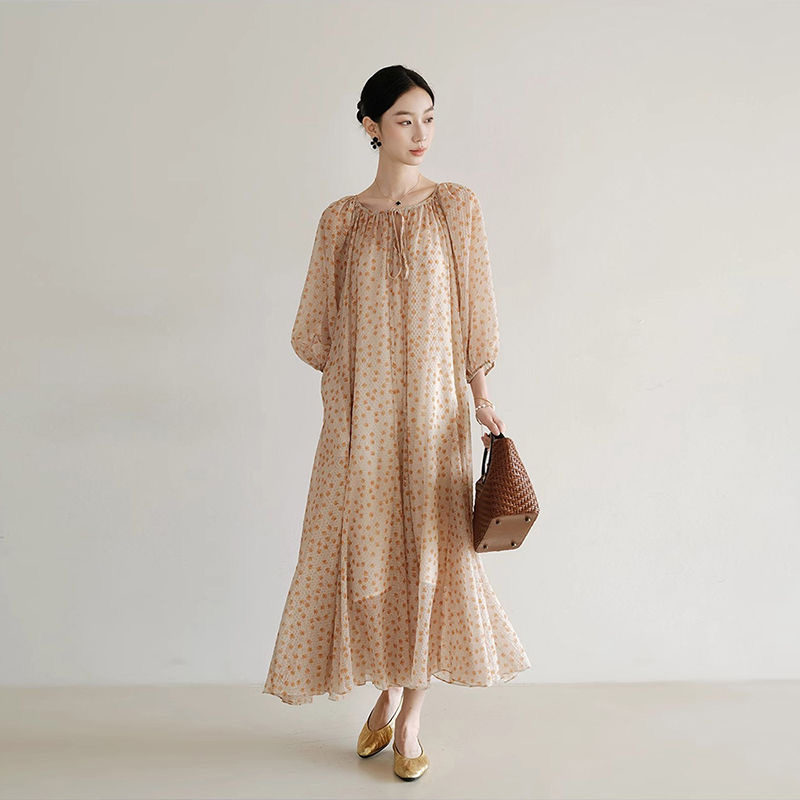 9091 轻奢温柔风连衣裙