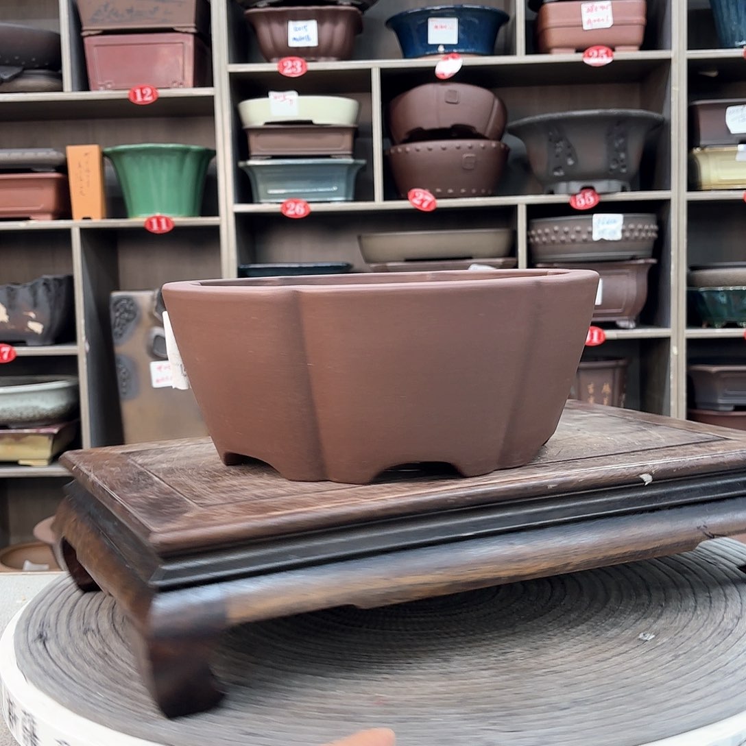 紫砂花盆伟****7紫砂的颜色很好看