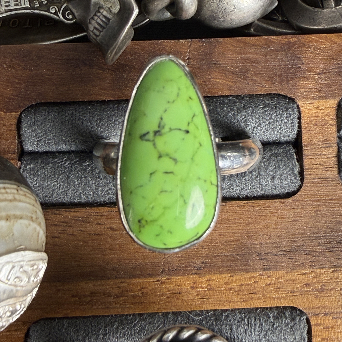 合金大理石戒指 菜籽黄高瓷网花料女款纯手工戒指