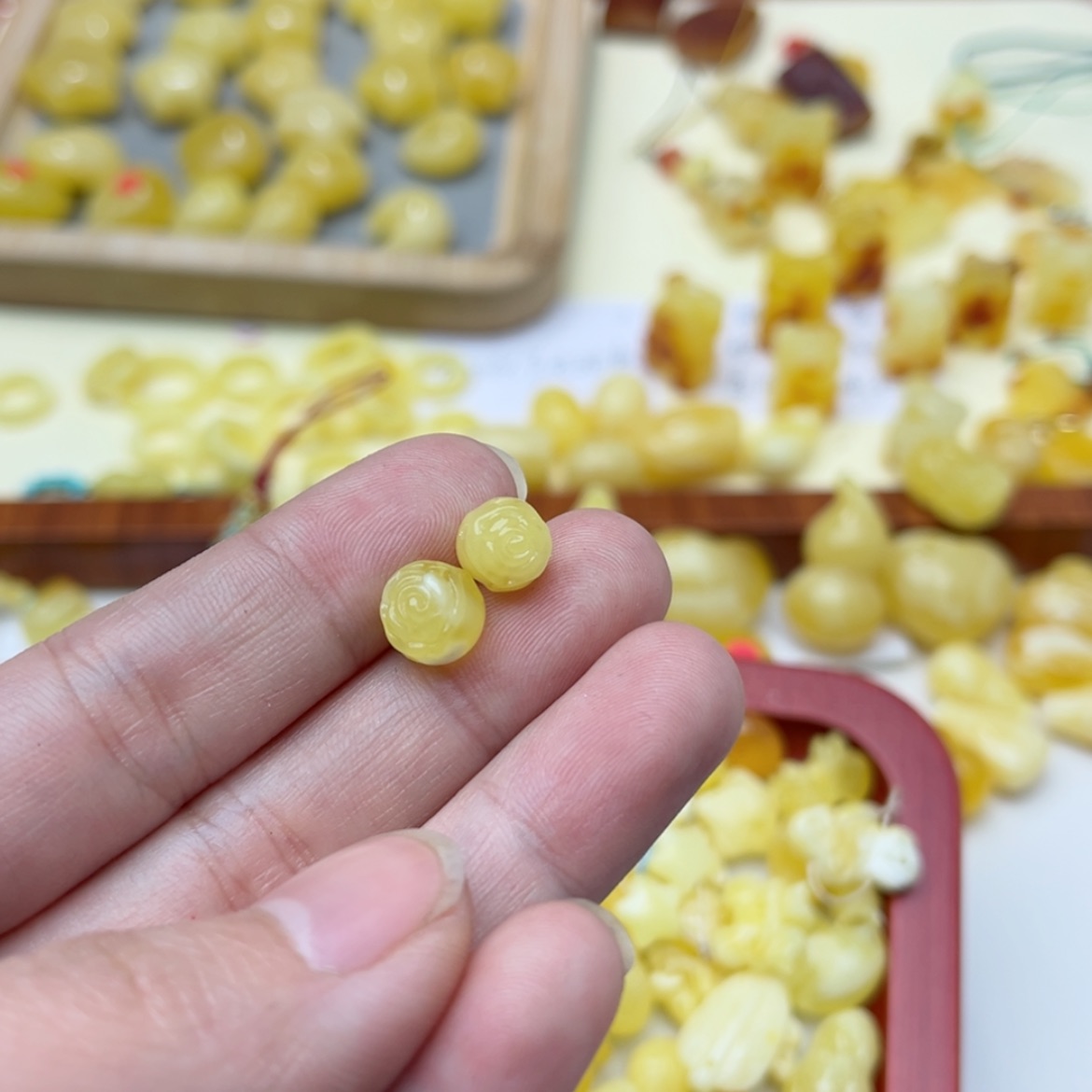 【闪购商品】蜜蜡裸石未镶嵌配饰