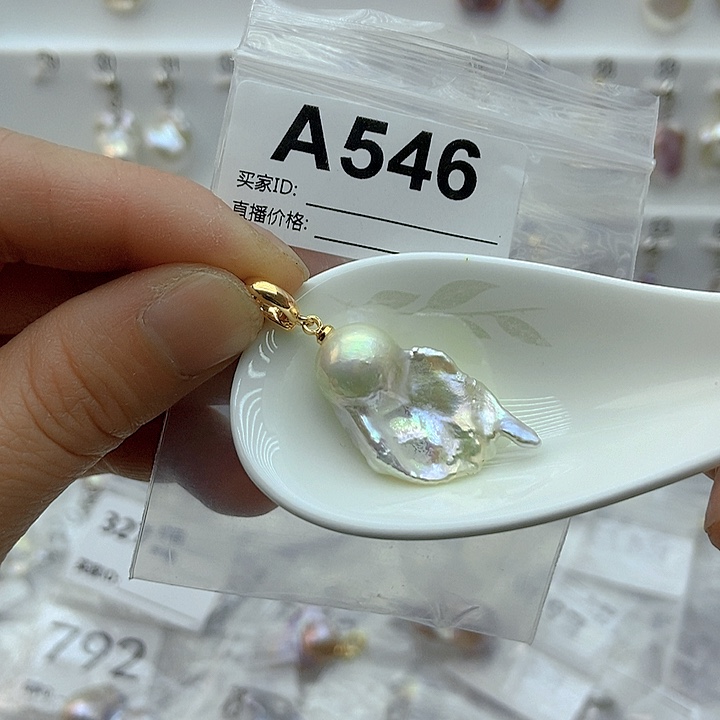 淡水珍珠颈饰未镶嵌