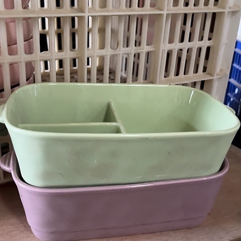 微瑕，不能明火，长20宽13高6拖釉抹茶绿，紫