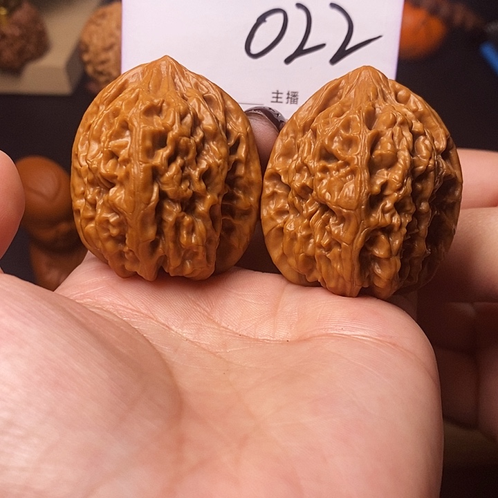 桃核吊坠文玩核桃老树鸡心40微修n